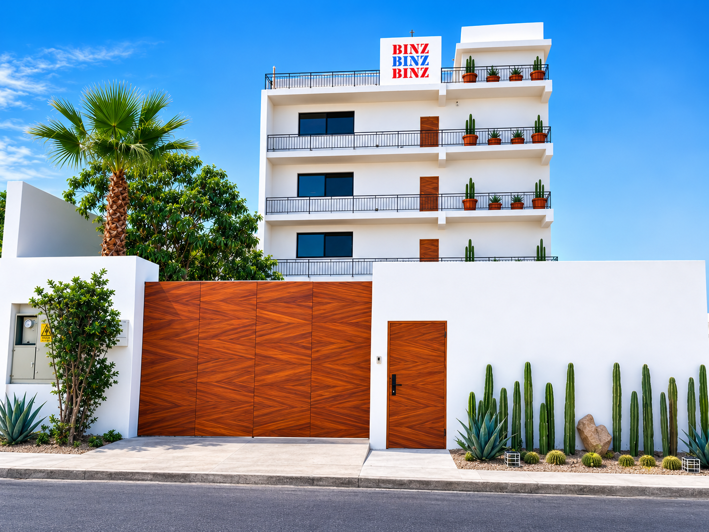 BINZ indoor storage facility in Cabo San Lucas
